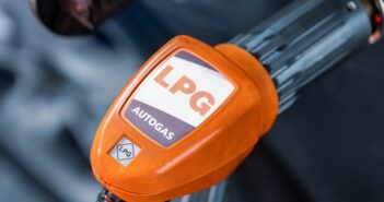 Enorme Ersparnis und Umweltfreundlichkeit: So Rüsten Sie Ihren Ford auf LPG-Flüssiggas Um (Foto: AdobeStock - Kirill Gorlov 520906587)